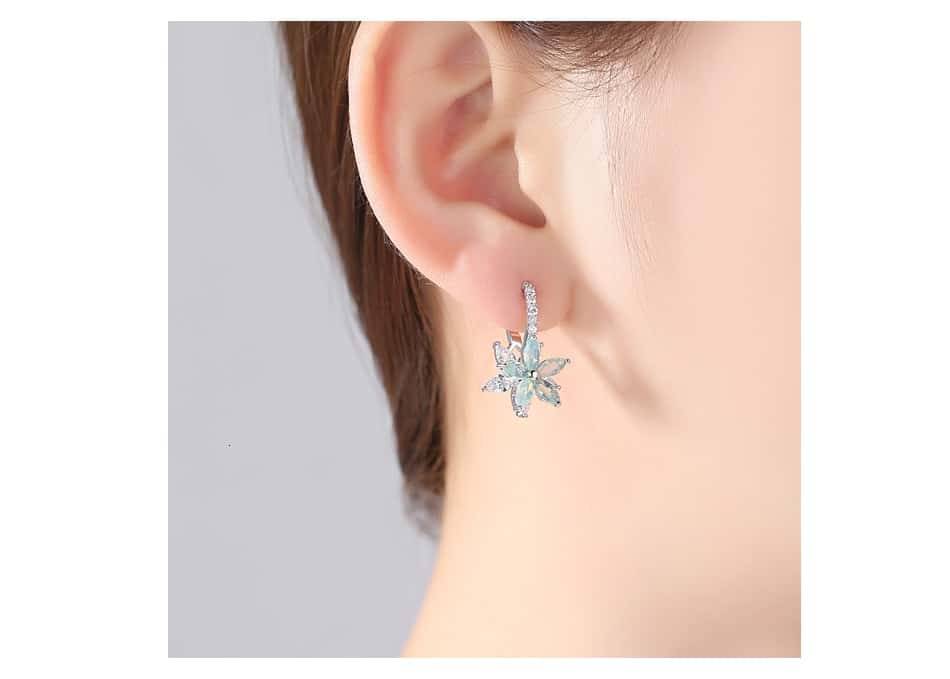 LUOTEEMI Cute Romantic Lovely Clear Stone Flower Shape Convenient Simple Stud Earrings Copper Cubic Zirconia For Women Party